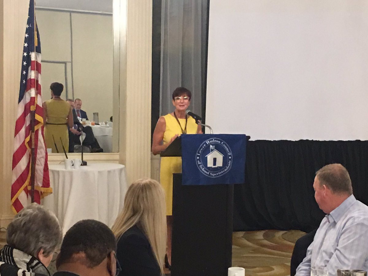 DrJosephRicca's tweet photo. Our #LHCSS Distinguished Leader @dobbsferryufsd Superintendent, Dr. Brady! Bravo! https://t.co/rXncC5hT0c