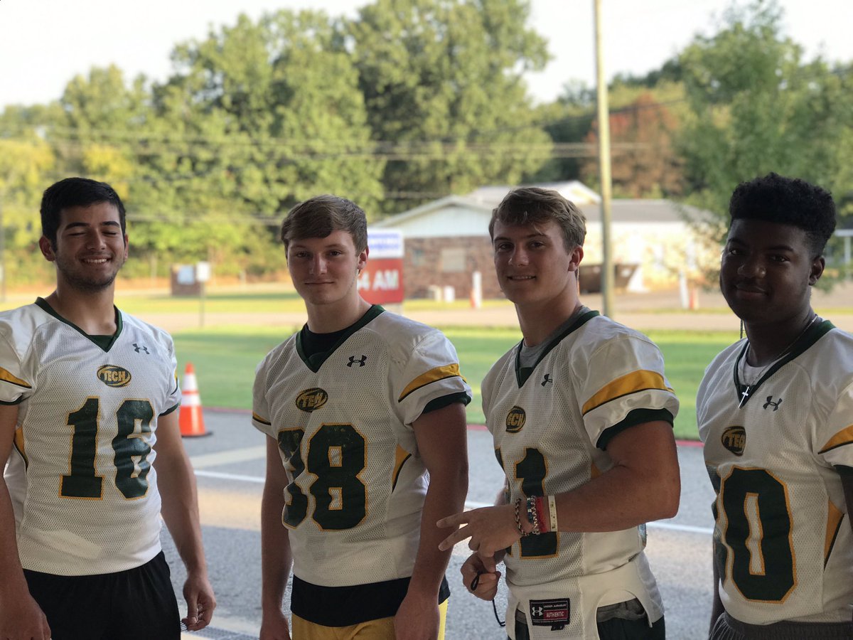 High Five Friday is in full effect! Crawford Elementary, thanks for having us! #LinkItUp