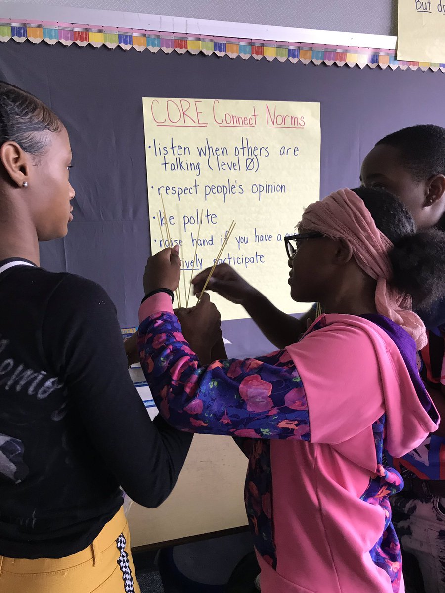 suebbing's tweet photo. Team building during core connect is the best way to start my day!! #DiscoverCIMS #WarrenWill #Room242 https://t.co/Pf1yUSK859