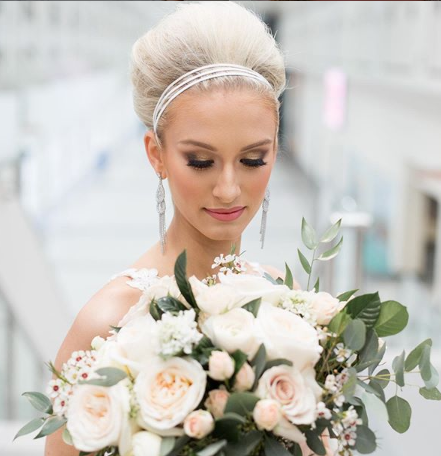 ListedBeauty's tweet photo. It’s time for Priceless Beauty
Please follow the link https://t.co/KeM0tbZKab 
https://t.co/nUAEZKNIYt
#listedbeauty #makeuptoronto #torontomakeup #torontomua #torontohair #torontohairstylist #gtamua #torontobridalmakeup #torontoweddingmakeup #editorialmakeup https://t.co/T130bY4LAX