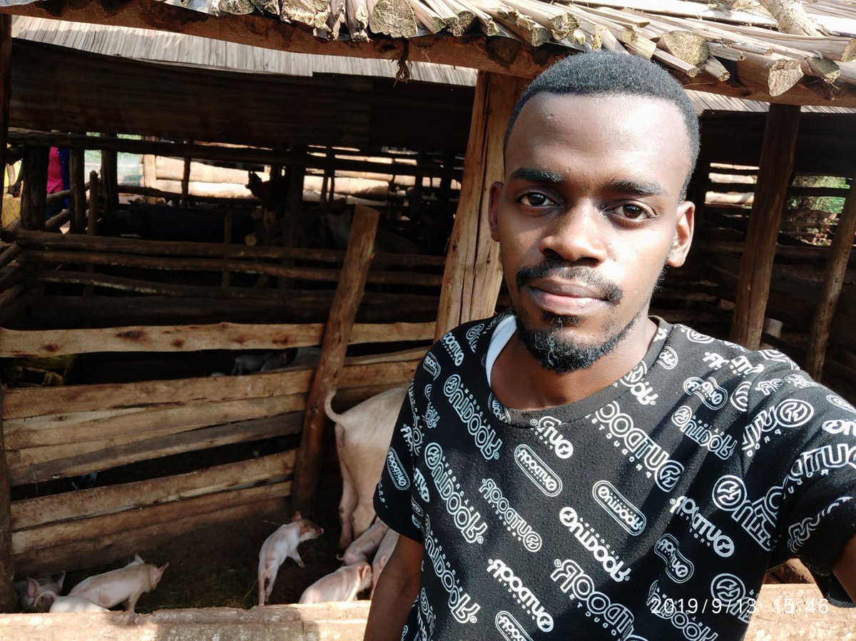 ayebare47's tweet photo. Took time off office work and got a chance to go visit one of the pilot  farmers for our pilot project "The Online butchery marketplace"  on behalf of The Online butchery UG.

Got a chance to see the amazing work they are doing rearing goats, sheep and pigs and also asked them https://t.co/UQ4mjxSTZE
