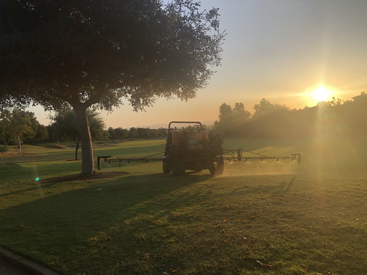 RubyAgronomy's tweet image. Finished up our Fall pre emg weed control applications this week - long process