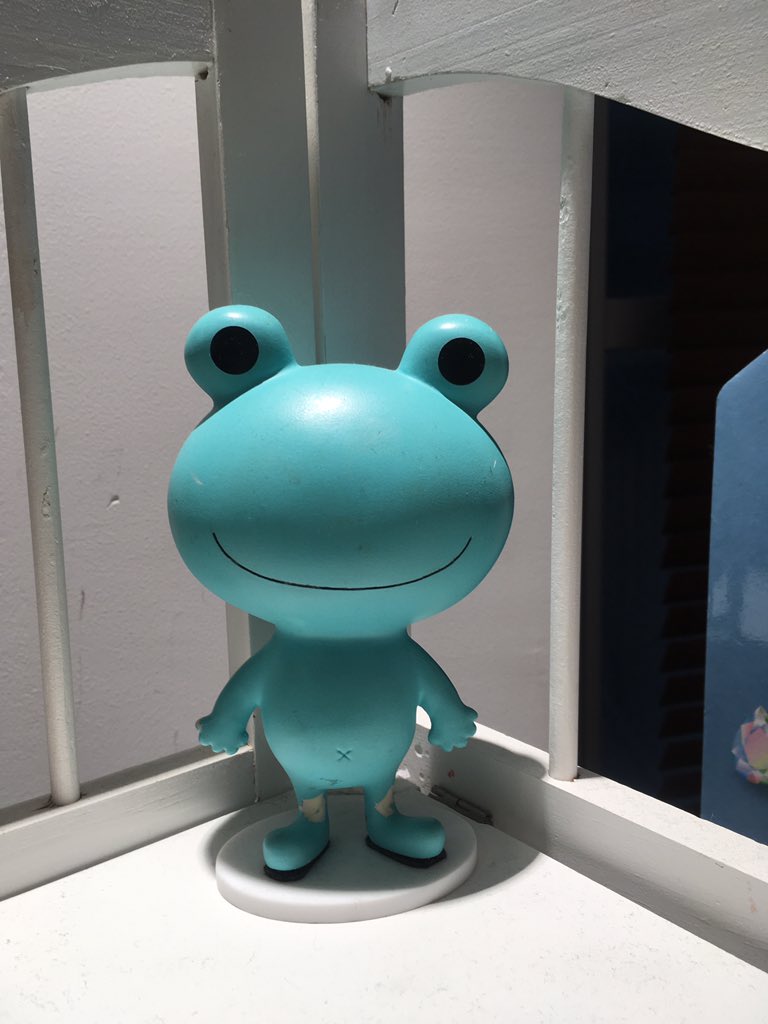 atsu2008's tweet photo. 結構カエル🐸好きかも・・www
#心斎橋
#cosmestore
#大阪ミナミ
#tsutayashinsaibashi
#カエル https://t.co/Y86ASQFwiS