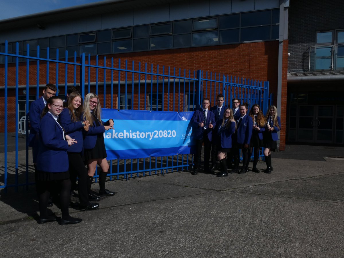 canscreatives's tweet photo. Year 11 Photography Leaders in Mr. Dickinson's GCSE class are so determined to make history in 2020 and they love the new banner. #makehistory20820 #photographyphotoofday #photographyismytherapy #photographyobsession #photographyobsession
#photographywithpersonality @Cansfield1 https://t.co/aJ9kG5uSiK