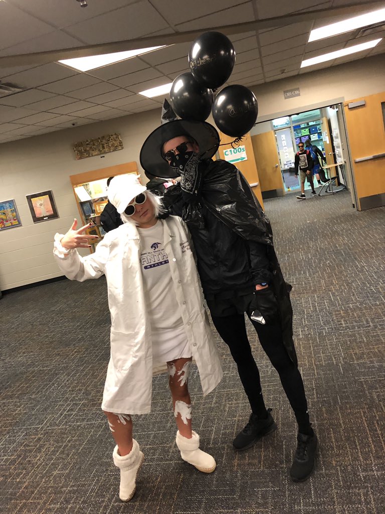 worley_quentin's tweet photo. If a balloon can win gav the gnome, can 3 secure it for me today??? @SOUTH_STUCO @WhatsUpSouth #phshoco2019 https://t.co/qf8h1Akoxl