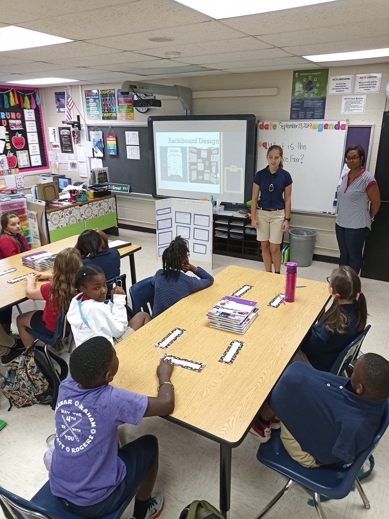IC_Kirkpatrick's tweet photo. @Everett_A_ @DrFish_ncts 
Fifth graders love when middle schoolers come for a visit!  Crystal Bruno's class is getting excited about science fair! #ForgetiveFriday #ncts09 #ncssbethebest #bettertogether https://t.co/woOnTWRMbh