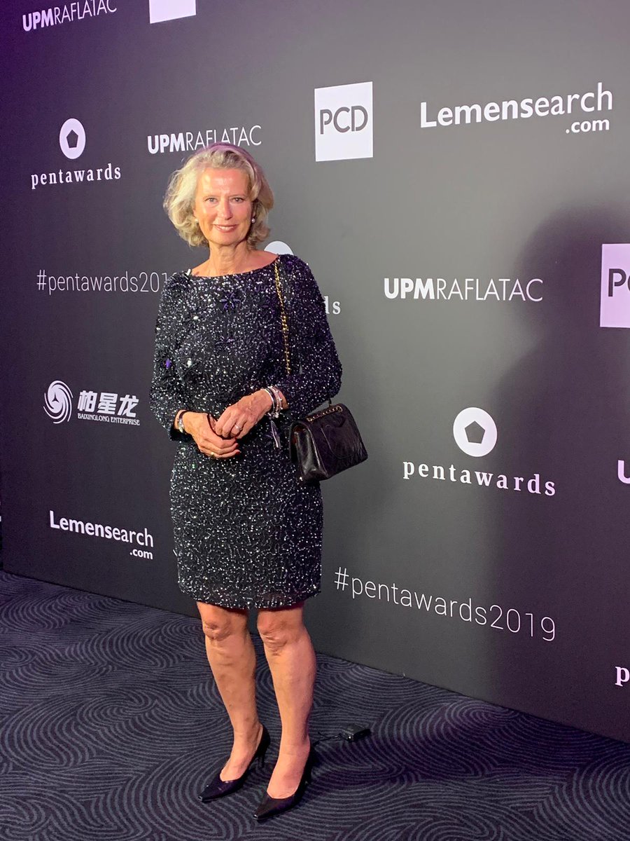 For a number of years, Lemensearch has been a proud partner of the <a href="/PENTAWARDS/">Pentawards</a>. Last night, Antoinette Lemens had the honor and privilege of presenting the Visionary Award to <a href="/MauroPorcini/">Mauro Porcini</a> and his talented team at <a href="/PepsiCo/">PepsiCo</a> ! #Pentawards2019 #design