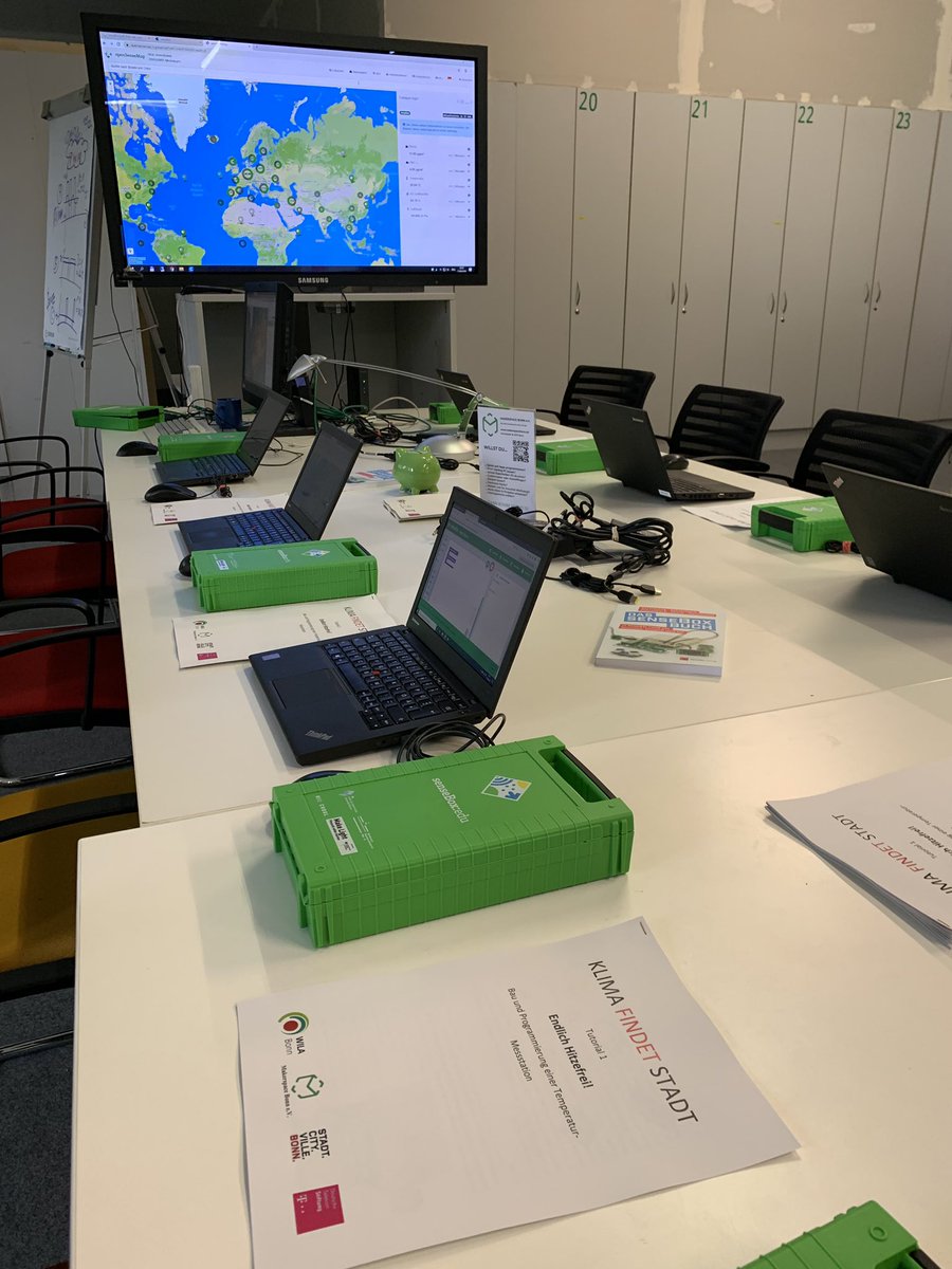 thomas_barto's tweet image. Heute im @MakerSpaceBonn bei #KlimaFindetStadt mit @SenseBox_De @telekomstiftung und @KSchwanke #FridaysForFurture #codingForFuture #DigitaleBildung #CitizenScience