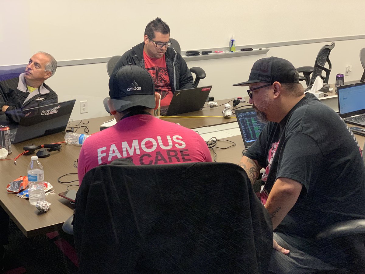 MissionTXperts's tweet image. Are you ready for #GameOfApple2019 @MissionTXperts is READY! #ApplePreOrder #AreYouWithUs #BeMagenta #BeYou #MissionWinNow #DreamTM #TeamMagenta #Iphone11 #SeriousFun @jgebing @CallieField @TexasEric716 @artcruz1999 @JazzMtx