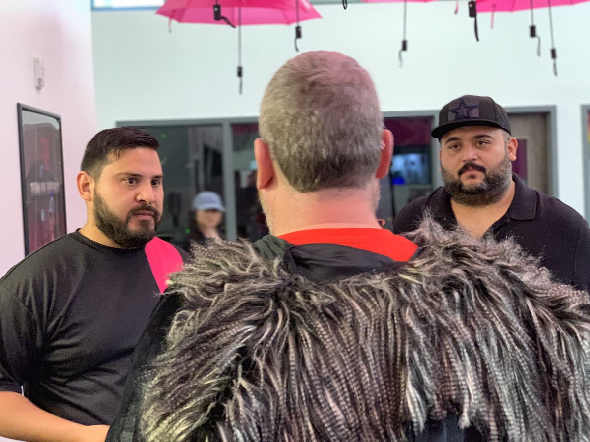 MissionTXperts's tweet image. Are you ready for #GameOfApple2019 @MissionTXperts is READY! #ApplePreOrder #AreYouWithUs #BeMagenta #BeYou #MissionWinNow #DreamTM #TeamMagenta #Iphone11 #SeriousFun @jgebing @CallieField @TexasEric716 @artcruz1999 @JazzMtx