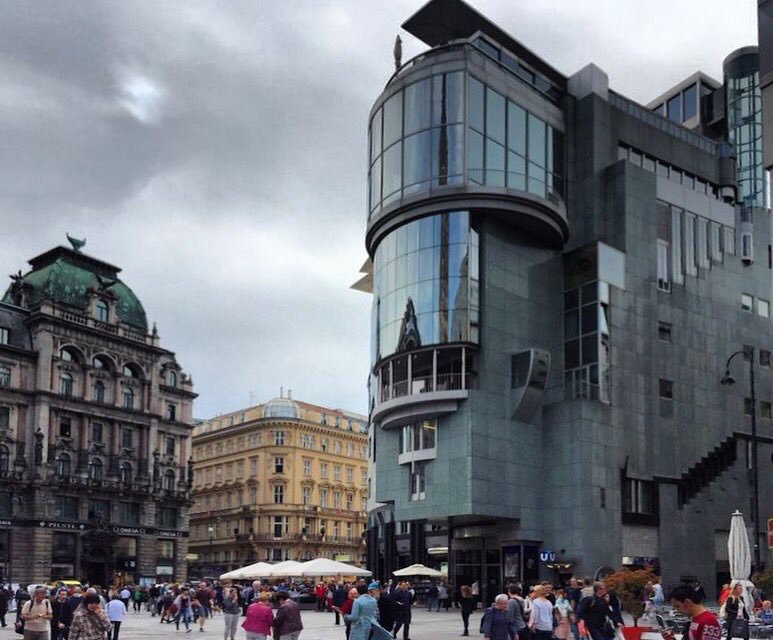 Hans Hollein’s (a giant figure in this discussion) hugely contentious Haas House in Vienna, which -if you can believe it- faces directly onto the medieval cathedral... 1987-1990 The interior was sadly demolished a few years ago