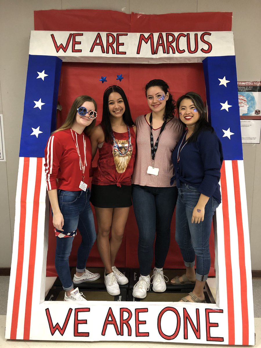 Going all out for this patriotic spirit day!! Let’s goooo Marcus!! #Merica