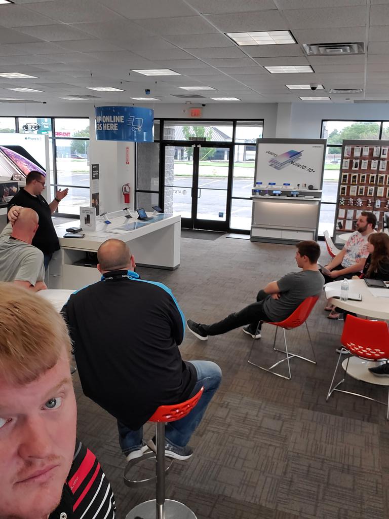NickMueller54's tweet image. Small biz meeting with the T-Co AT&amp;amp;T, #spreadingtheknowledge #biztember @ShadfarShawn @woolverton_b @CynthiaTimmerm3 @chrisdonan @alysonwoodard