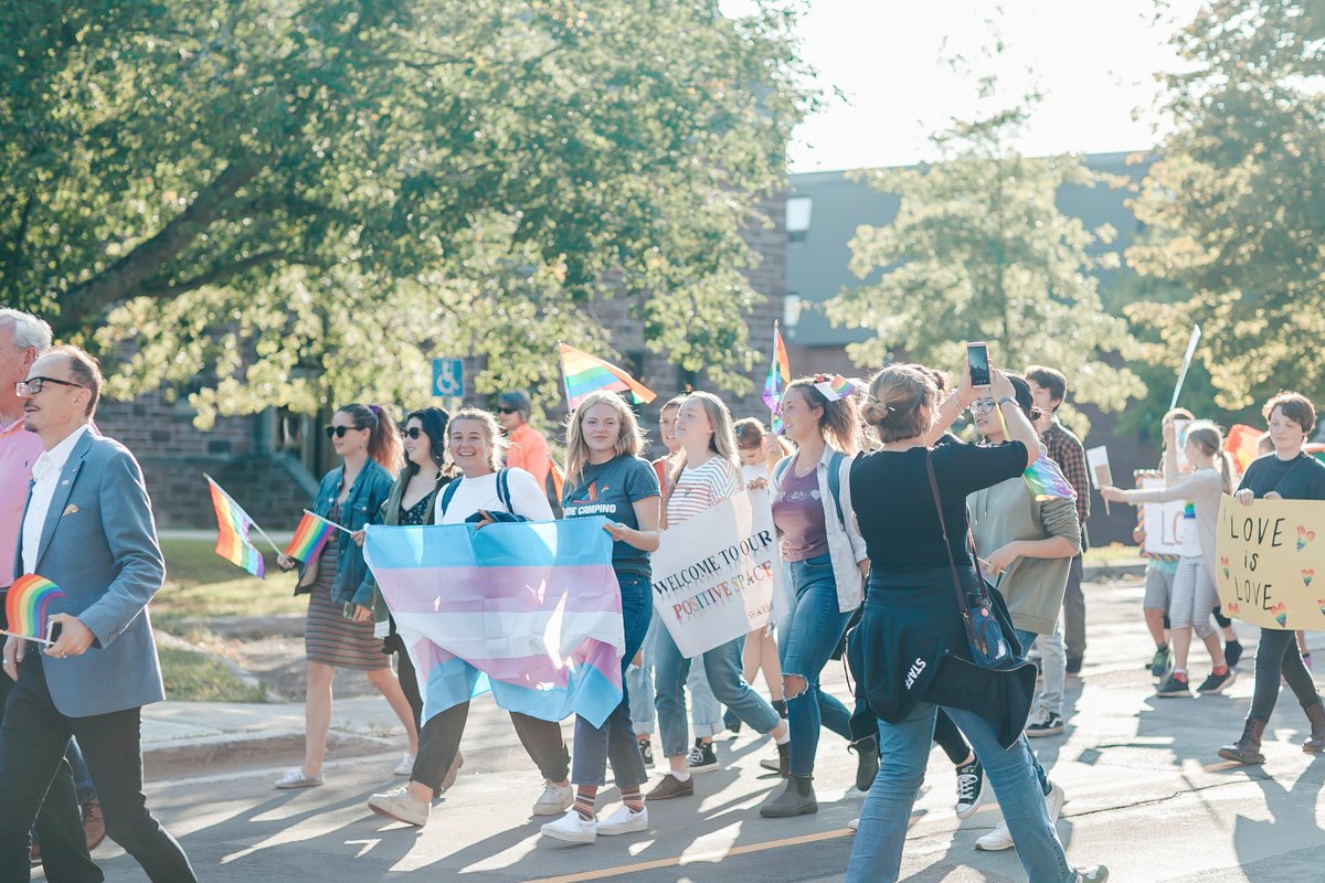 MountAllison's tweet photo. Happy Pride Week!🏳️‍🌈#loveislove https://t.co/Uu1Zn4LNlC