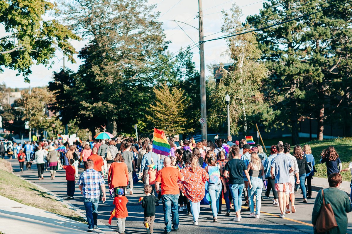 MountAllison's tweet photo. Happy Pride Week!🏳️‍🌈#loveislove https://t.co/Uu1Zn4LNlC