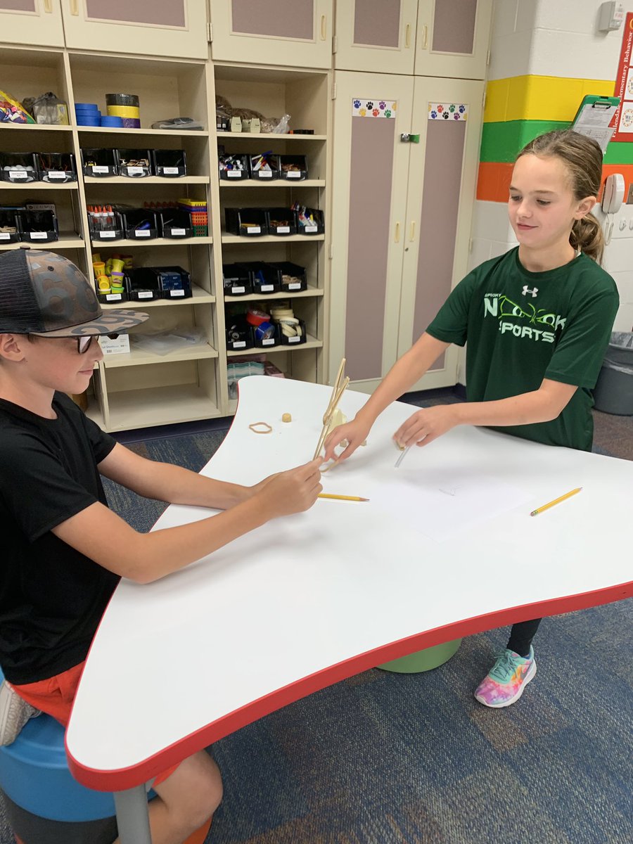 scalafifthgrade's tweet photo. First STEM challenge of the year. Trying to hunt wooly mammoth with corks, rubber bands, and other wooden supplies. -Violet and Henry https://t.co/Di4YtgEHz5