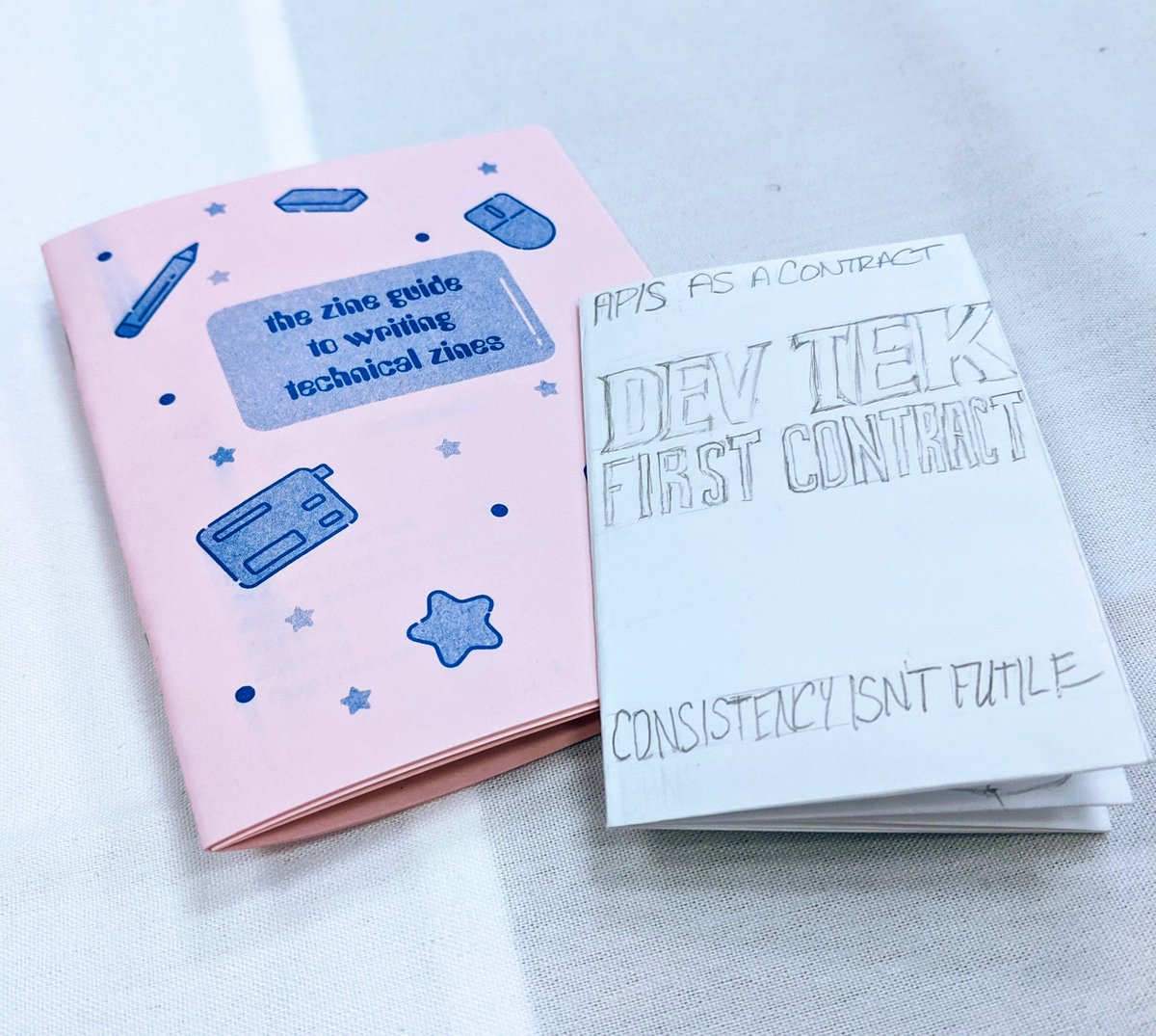 Had a great 1st day at #StrangeLoop in <a href="/sailorhg/">sailor mercury</a>'s Zine Workshop