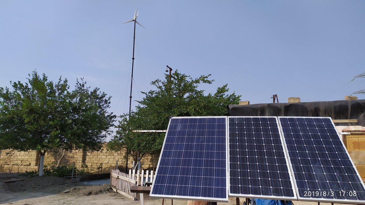Swtech_Swtech's tweet image. Sizə növbəti sistemi təqdim edirik. Sistemdə toplam olaraq 650 vatlıq günəş paneli və 700 vatlıq külək generatorunun işləməsi göztərilmişdir. Bu sistem vasitəsi ilə gün ərzində 5kvat/saat günəş palelləri vasitəsilə və 7kvt/saat külək generatoru vasitəsi ilə almaq ollar.