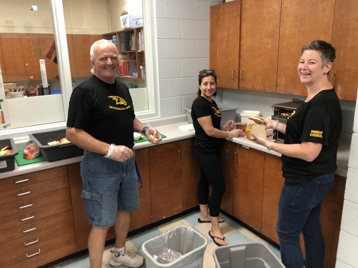 HetheringtonPS's tweet photo. We can’t thank our Parents enough for volunteering their time to run our Breakfast Program every morning!Thank you for providing this to our Students. https://t.co/6crTbhIWro