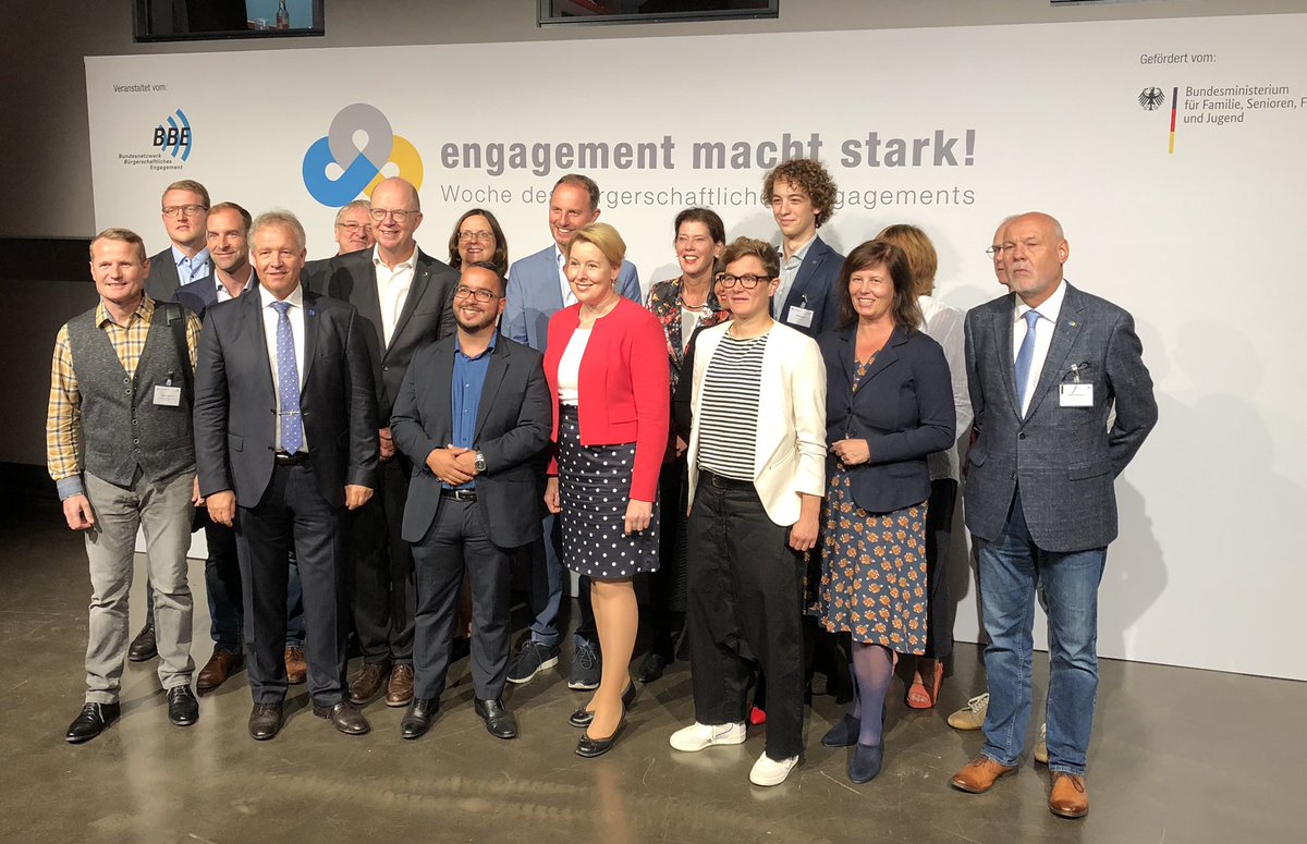 pic.twitter.com/Z9DY8uYx1v