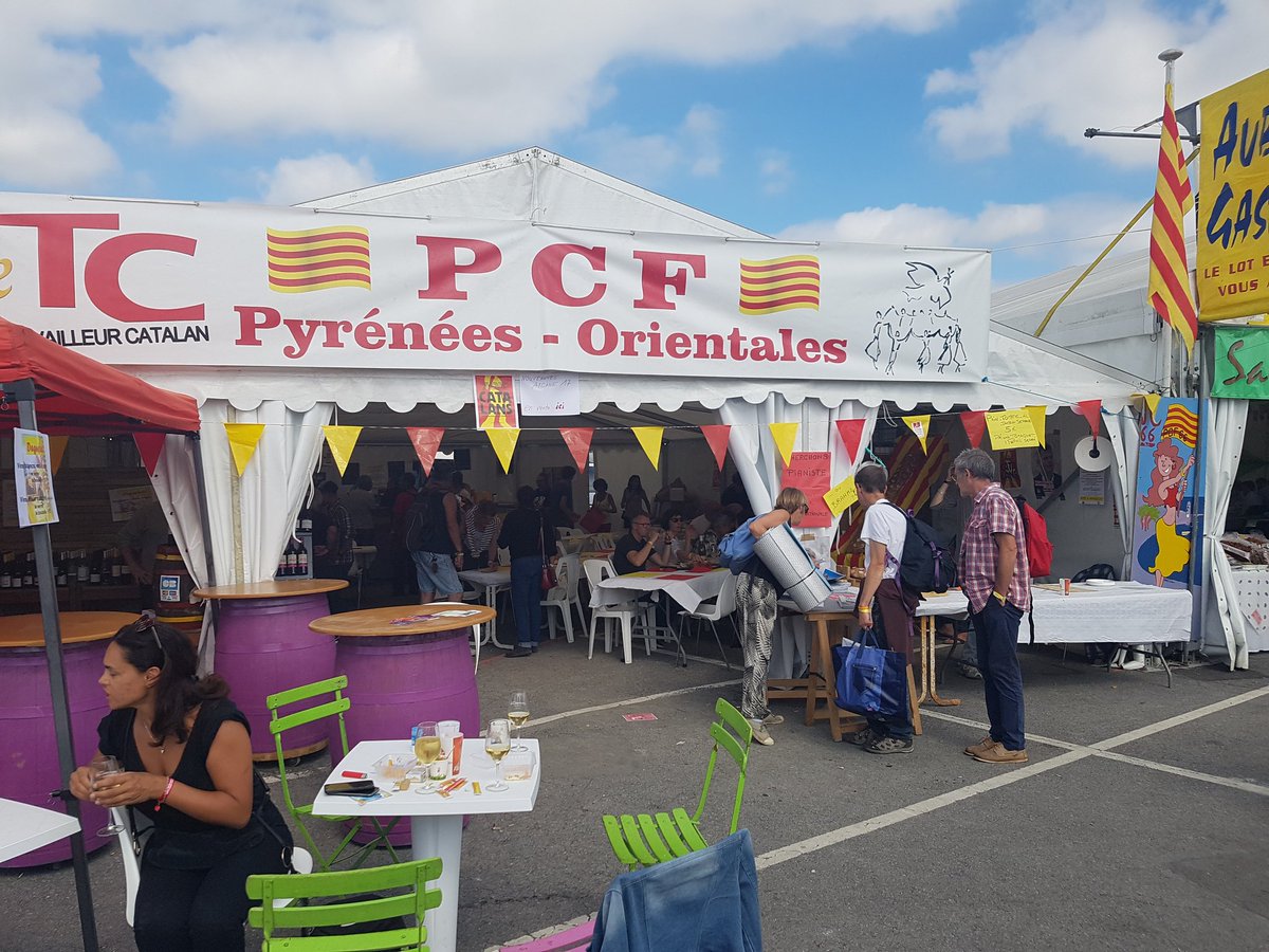 ClemRem's tweet photo. La fête de l'huma ne peut on ne peu mieux commencer avec cette nouvelle ! Merci à la justice #Balkany #Justice #entole https://t.co/AJOWetbFF6
