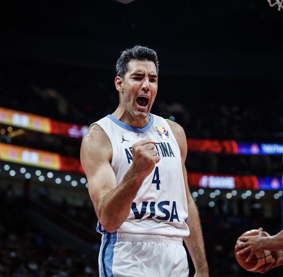 Felicitaciones a la selección de Argentina por pasar a la final de la FIBA WORLD CHAMPIONSHIP. ¡Vamos Argentina! 🇦🇷