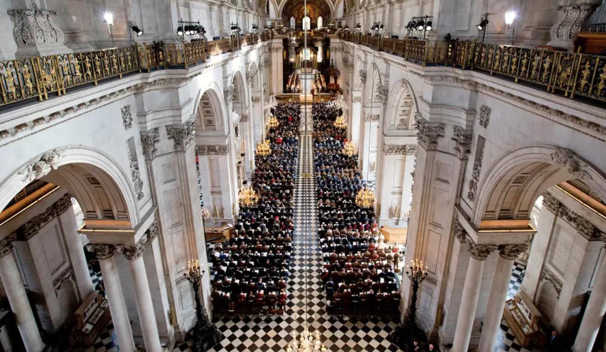 LMXgirls's tweet photo. The girls sang at a diocesan service last year. Their performance means they’ve been invited to sing a whole Choral Evensong at @StPaulsLondon on Mon 7 Oct 5pm. You can be there too! Reserve your place &amp; read other LMX news... We have a new leader..! https://t.co/vI4fRiXDSh https://t.co/dMiCuDWZsX
