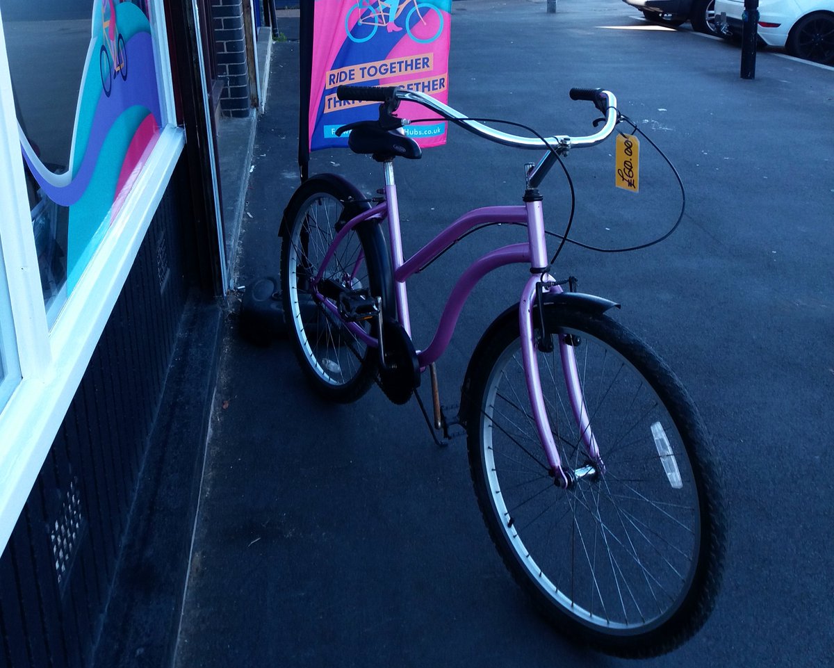 We have a fantastic #bike available now at our Cycle Hub Thurrock. Our Senior Bike Mechanic Caroline says "This is a lovely cruiser, just right for a jaunt out in the late summer sun. Happy cycling guaranteed on this beauty." The hub will be open tomorrow 9am-4pm.