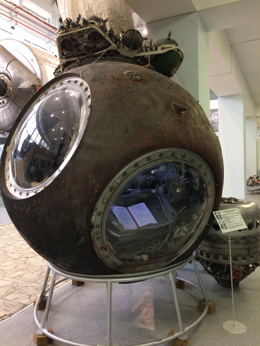 Let's continue our walk through the  #RSCEnergia Museum! This exhibit you know for sure - the capsule of  #Voskhod2 equipped with an inflatable airlock. You can see the mannequin presenting Alexei Leonov, the first man in outer space, climbing out of the airlock and waving at you!