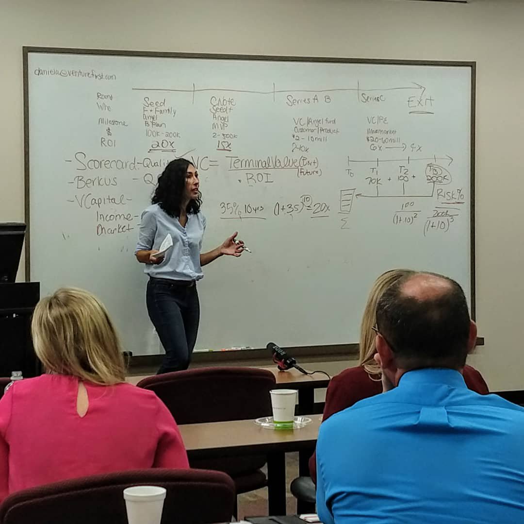 matthech's tweet photo. Awesome session on firm valuation Daniela Yoder @HCBCtr @theHCDC @QueenCityAngels @venturefirstHQ #eKickstart #startupcincy @UCincy_Eclub https://t.co/aseHlsv15C