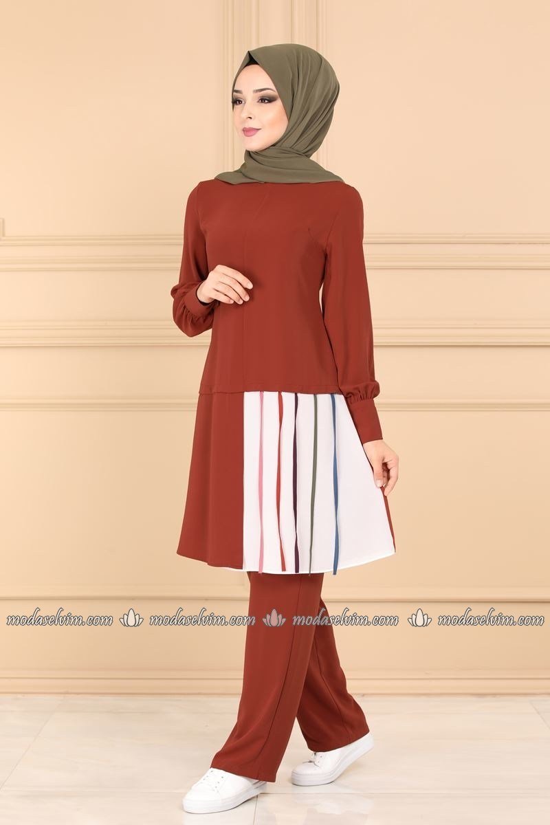 En Çok Beğenilen Tesettür Kombinleri Modaselvim de projekadini.com/en-cok-begenil…