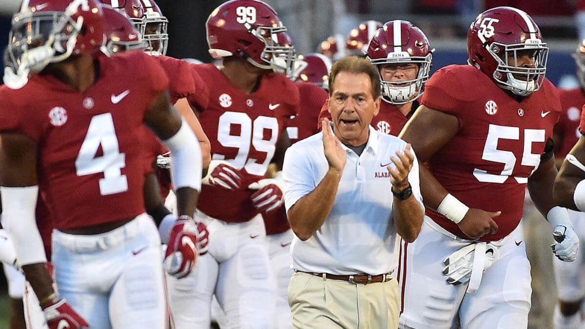 garyharris_wvua's tweet photo. Make your predictions now on Bama at South Carolina. I’ve got Alabama 45 South Carolina 10. What do you guys say? #BamaVsSouthCarolina #RollTide #SpursUp https://t.co/epjCJ9uZf1