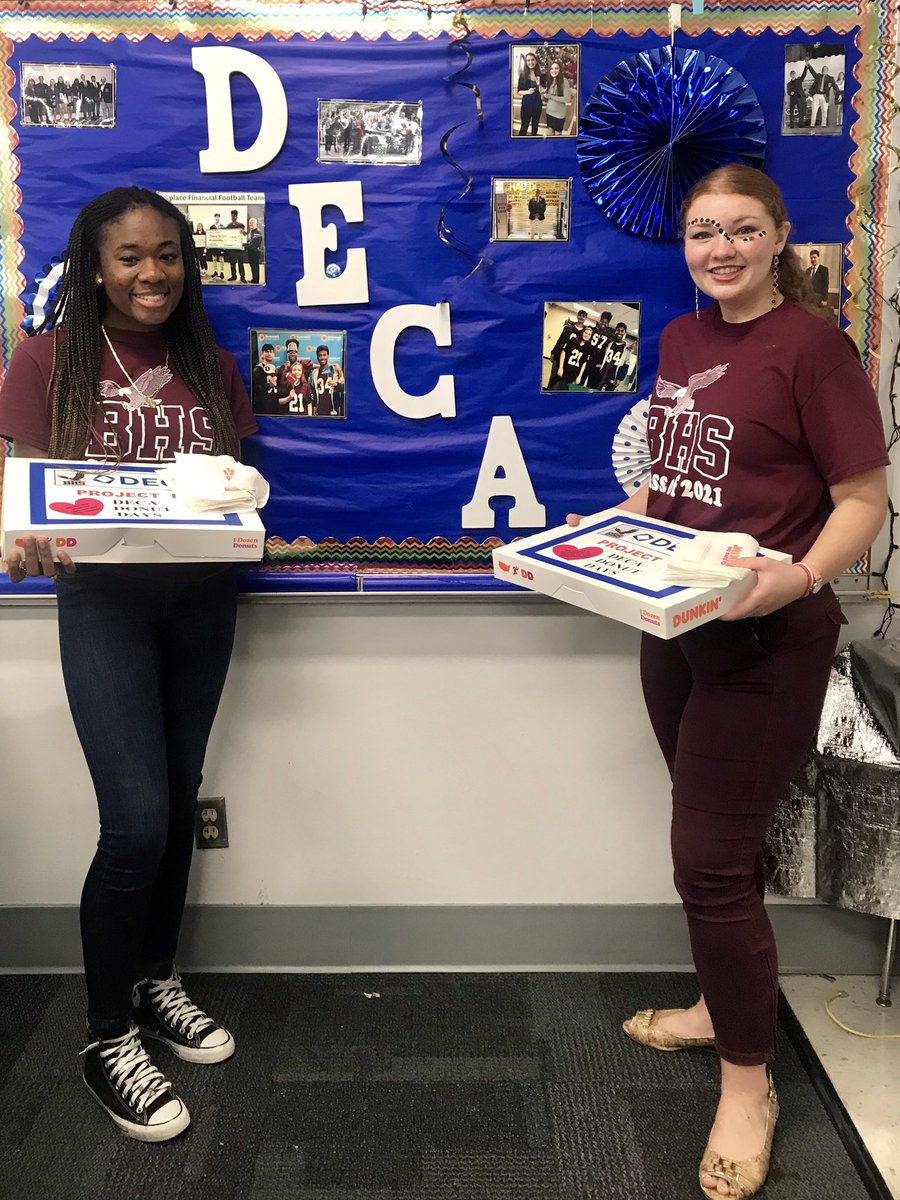 DauphBrandonAOF's tweet photo. Exciting Homecoming week - DECA is celebrating by showing appreciation to the World Language/Music and the PE/ROTC/Drivers Ed Departments for Brandon DECA’s Project D3(week3) @brandoneaglesd1  @BrandonHSEagles #FLORIDADECA #DECA #DECAHereWeGo #soaringtogreatness  #connectioniskey https://t.co/xFJZYPwHZF