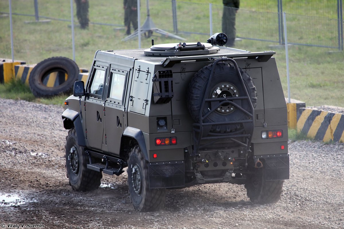 vitalyvk's tweet photo. СТС Рысь
Rys' (Iveco LMV)
#rys #iveco #ivecolmv #ивеко #рысь #armor #tactical #бронетехника #military #army #russianarmy #армияроссии https://t.co/X2Uf5bqmTb