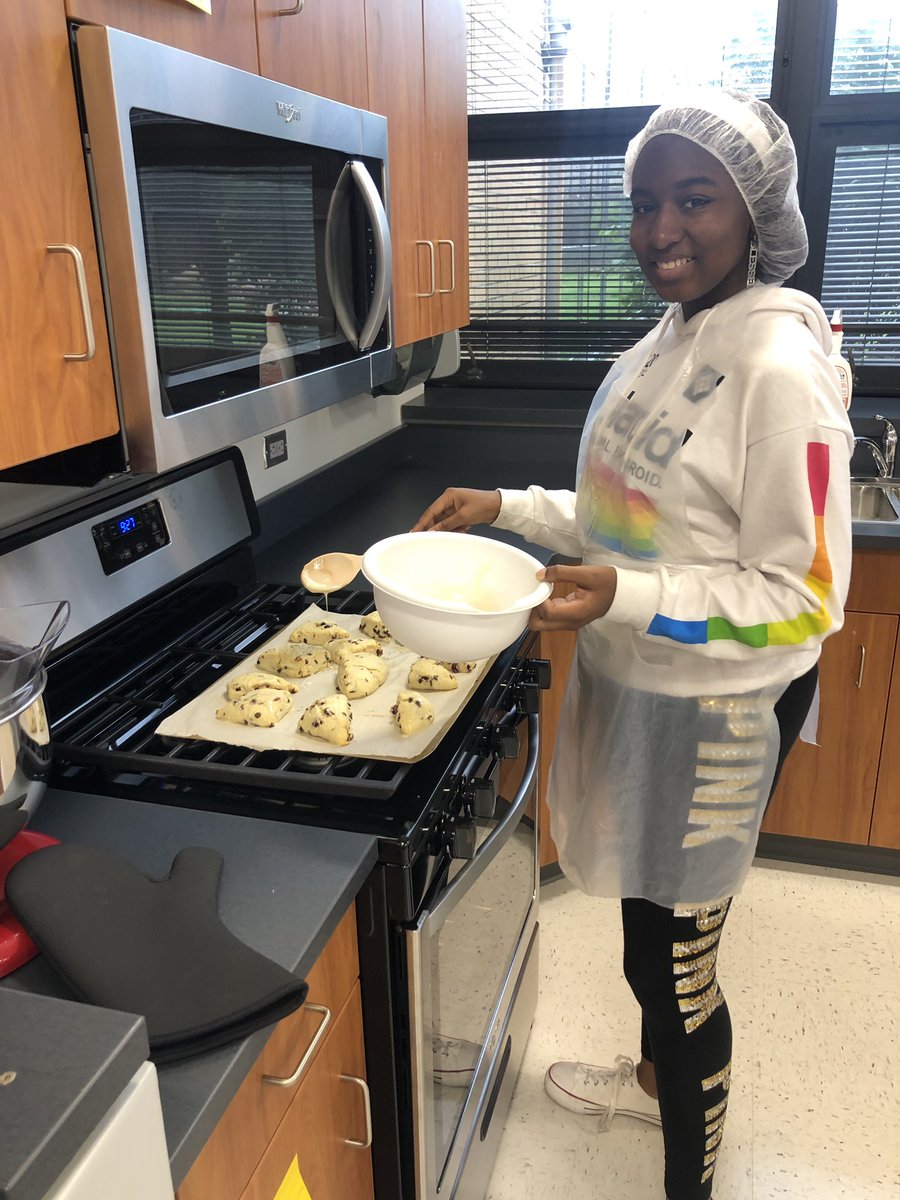 MsOConnorTP's tweet image. Scones are on the baking menu today! #quickbreads