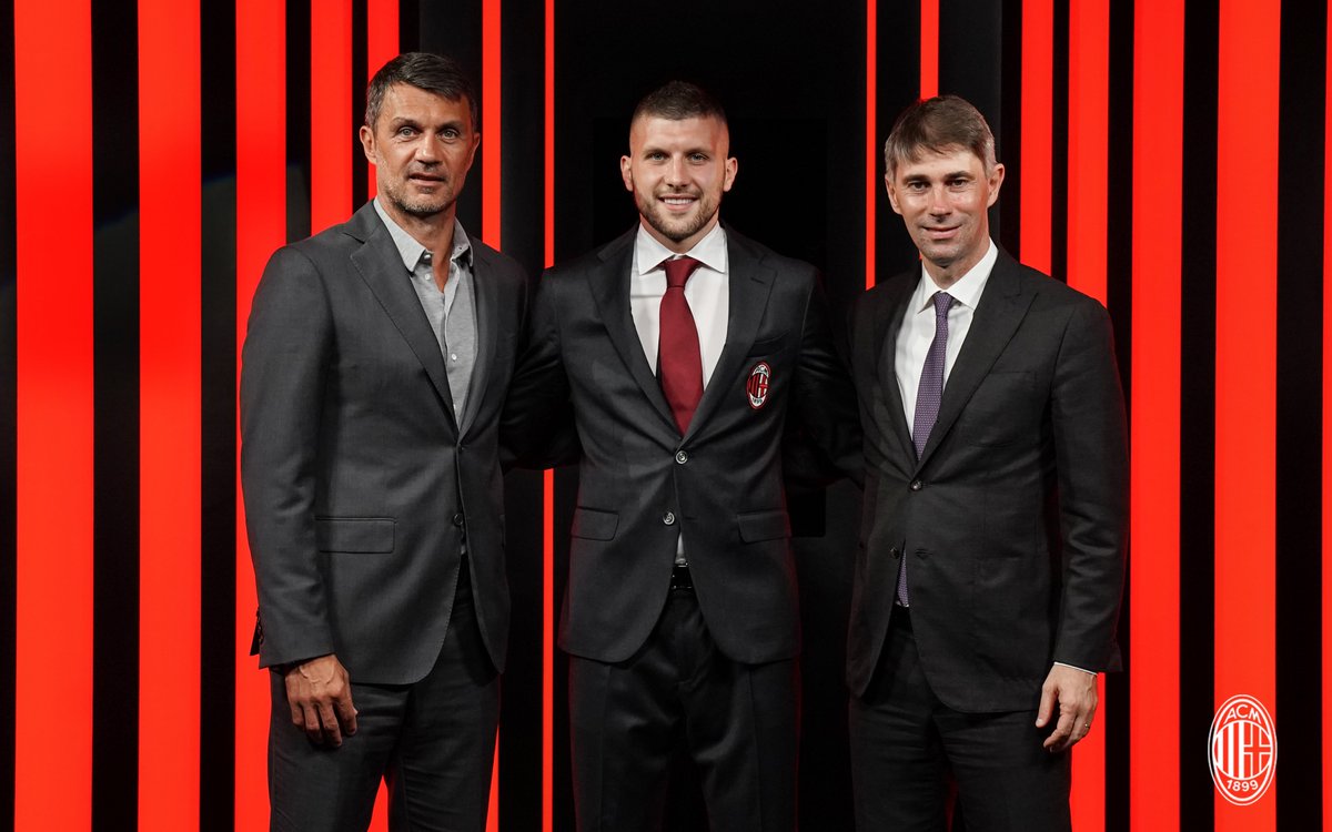 acmilan's tweet photo. Contract signing ✅

Official presentation ✅

Now you are ready, Ante! 👊🏼🔴⚫

#ForzaMilan https://t.co/wZxOqSLz7I