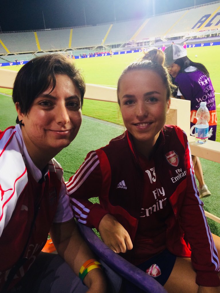 MartiGunner's tweet image. Thank you @ArsenalWFC for giving me the best day of my life! ❤️

A special thanks to @DanielleDonk @liawaelti and Katrine Veje 😍

See you at Meadow Park in January, from Rome with love ⚪️🔴

#WeAreTheArsenal #COYG #LikeInADream