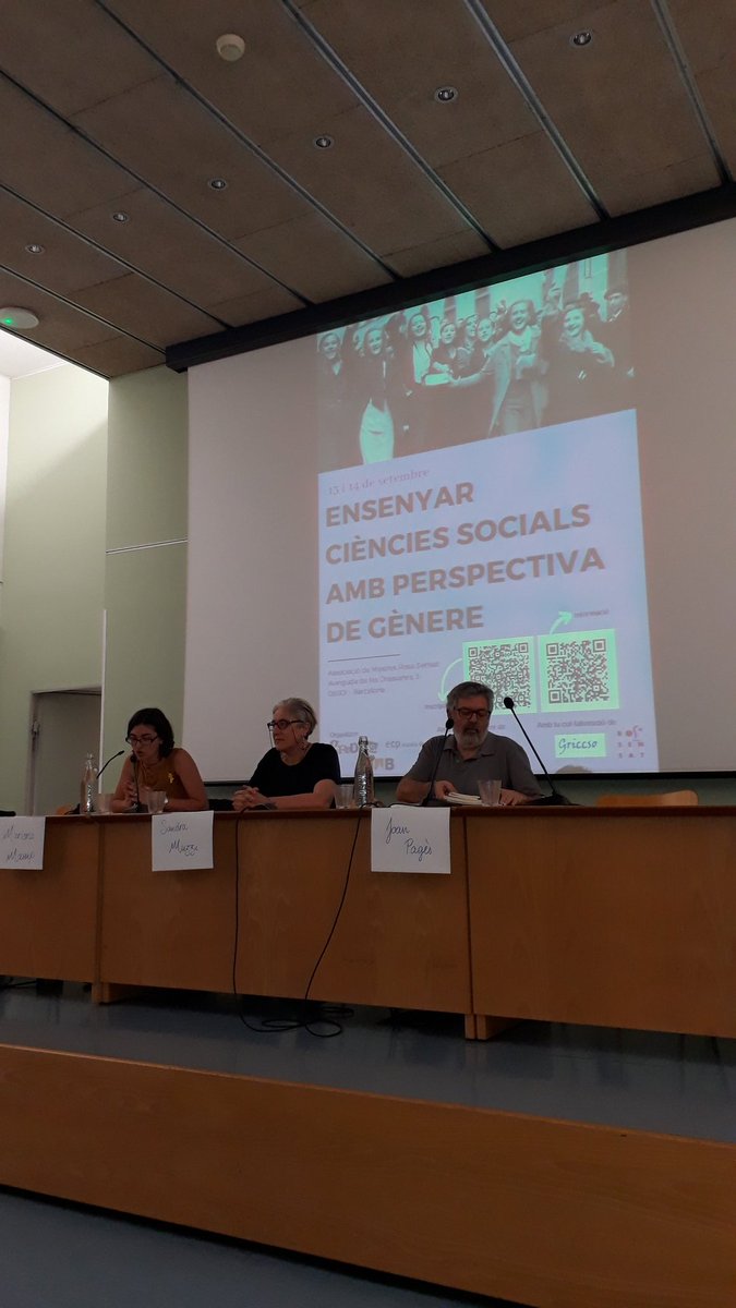 escolapau's tweet photo. Arrenquen les Jornades de Ciències Socials amb perspectiva de gènere! https://t.co/RTNKRUusqc