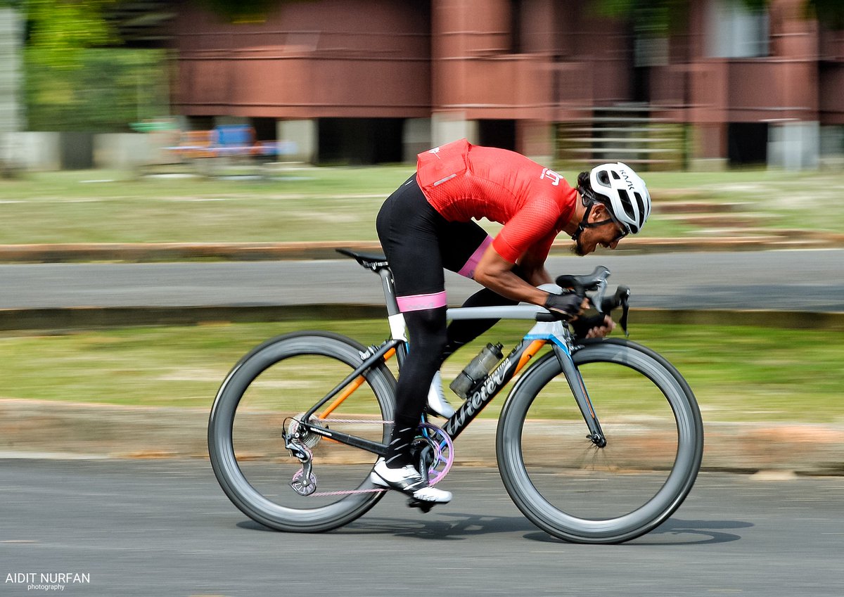 bujoee1's tweet photo. " I Like To Smile At The People Who Don't Like Me "
° Yeahh #fullgas for tomorrow race..
° Wish Me Luck Uolls..
#imct #ironmetalcyclingteam #gored #velotoze #velotozesocks #williers #wiliertriestina #veloforcewheels #morphcomponents #fidlock #fidlockbottle #tyrekey #tubolito https://t.co/wIfrCbit8N
