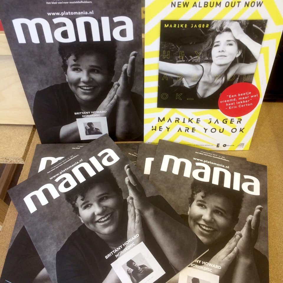 PlatoMuziek's tweet photo. De nieuwe Mania is uit! #britannyhoward van de #AlabamaShakes op de cover en “grand cru” @marikejager op de achterflap! https://t.co/SByfdiyp2M