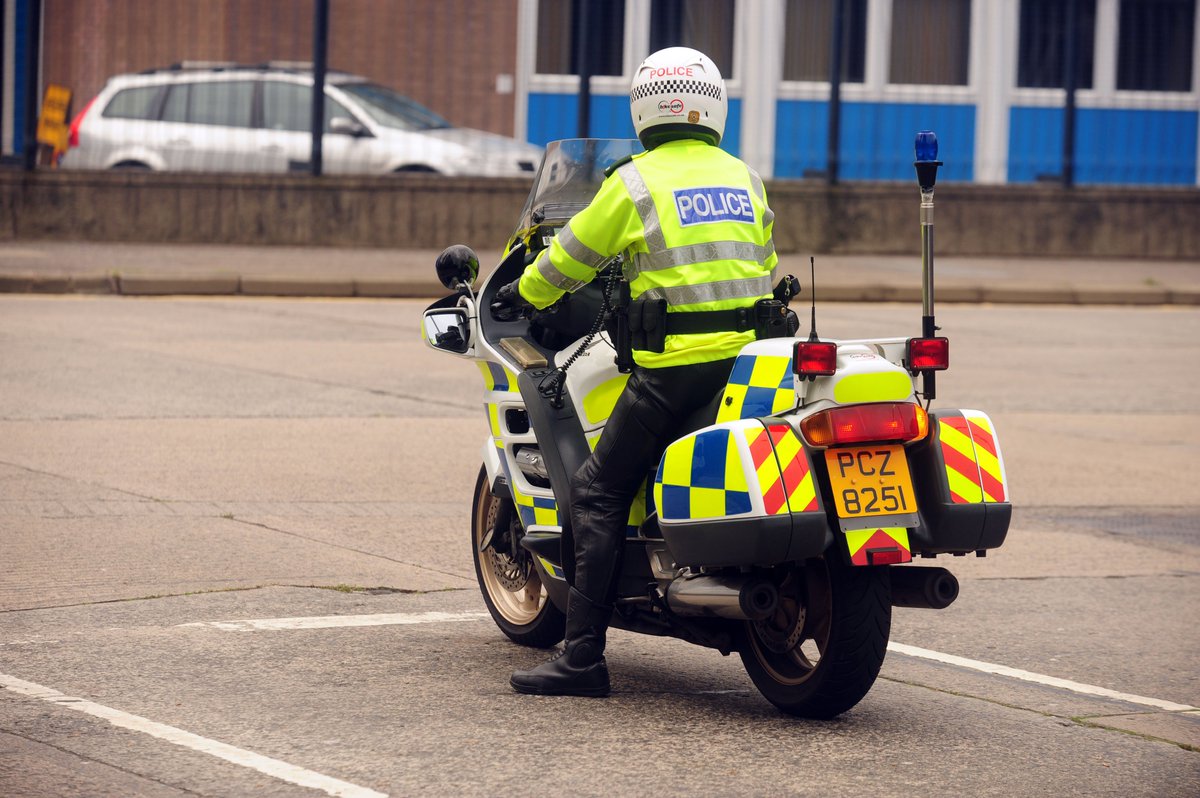 Rob Coyne (@hootcoyne) on Twitter photo Find out how <a href="/policeserviceNI/">Police Service NI</a> uses <a href="/hootsuite/">Hootsuite 🦉</a> to circulate news that matters and solve crimes: ow.ly/DRNZ101LDfS Find out how <a href="/policeserviceNI/">Police Service NI</a> uses <a href="/hootsuite/">Hootsuite 🦉</a> to circulate news that matters and solve crimes: ow.ly/DRNZ101LDfS