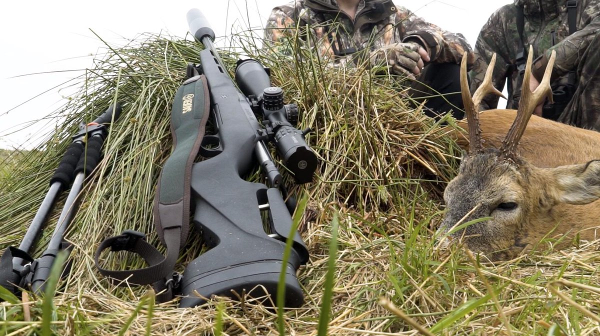 What is your favourite rifle and scope combination for Roebuck stalking?

Head over to #TeamWildTV and watch Ian Harford's latest Roebuck stalk in the Cornish countryside.👇

youtube.com/watch?v=xWJyU0…