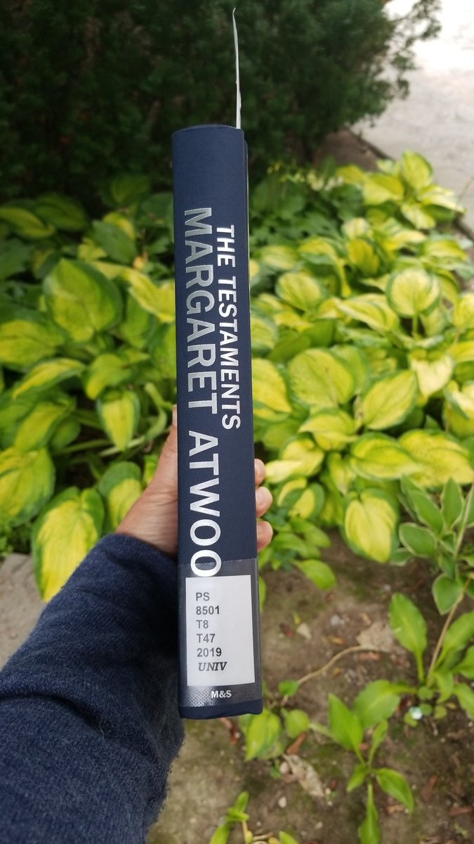 Historian_Mairi's tweet photo. Nabbed my copy of @MargaretAtwood's #TheTestements at @UCLibrary_UofT! Plans for the weekend have turned to reading. https://t.co/vXEikNK9XE