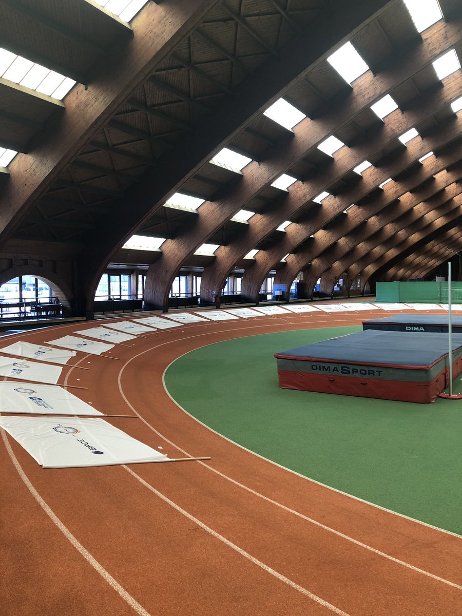 rudylimafox's tweet photo. C’est partie pour les JO @GroupeBPCE avec notre #TeamCELC de la @CE_LoireCentre #defimagine2024 https://t.co/kfVUubsWkv