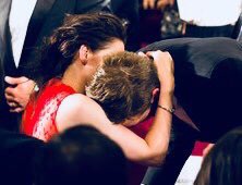 D2beee's tweet image. "Breaking up with someone, it's like...you go from being so close to someone, like they are your everything to then suddenly seeing them and acting like strangers, like you don't know each other....it's heartbreaking" 💔