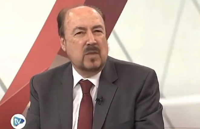 noticiasec's tweet photo. Gustavo Larrea, dirigente del movimiento @DemocraciaSi_20, confirma que la organización política sí presentará candidato a la Presidencia de la República.
Él será candidato si es que tiene el respaldo del pueblo, dijo en entrevista con @PublicosEC https://t.co/iH7bNukOph