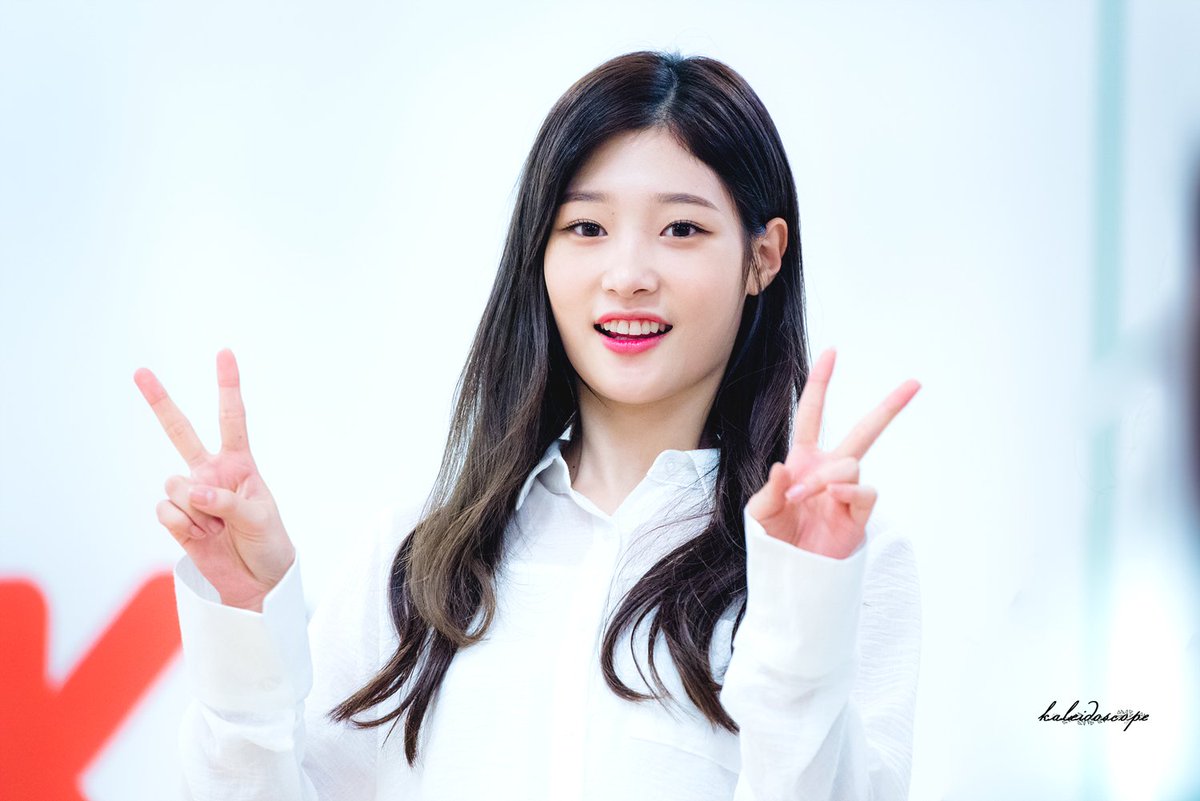 오늘도 채연한 하루 tweet media