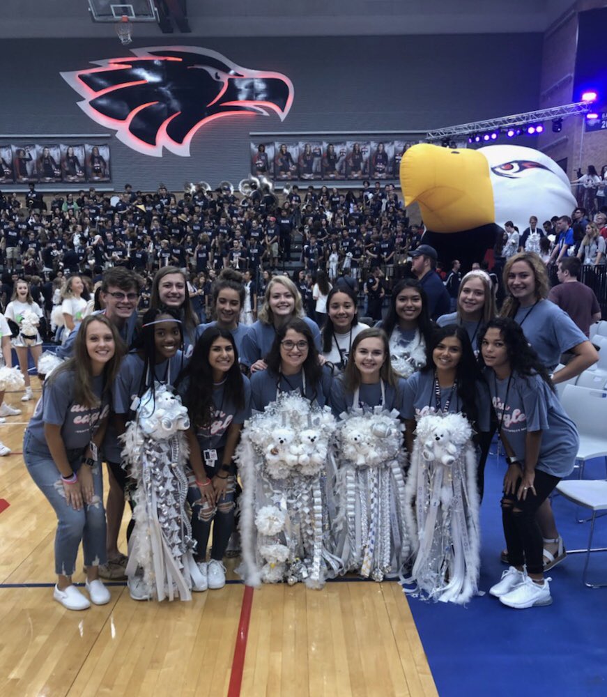 AHS_SportsMed's tweet photo. 🌸HOCO PEP RALLY!!🌸🦅🏈🎉 https://t.co/jazEQUy0sg