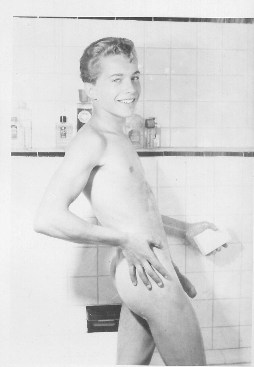 creatureblackl1's tweet photo. Eric Norstad aka Stan [Photos by Anthony Guyther as Continental Artists aka Continental Studios] New York and Washington, DC, 1956 or so #ericnorstad #anthonyguyther #continentalartists #continentalstudios #vintagemen #vintagegay #nakedgay #nakedmen #vintagephysique #uncut https://t.co/RkEXspbS04