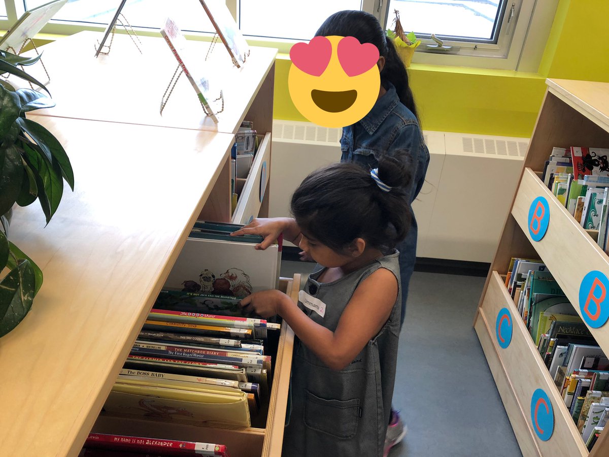 mskennedy114's tweet photo. Family time #bravebisons #wearecbe #plantingseeds #literacy #buddyreading https://t.co/MJd1IV1f4W